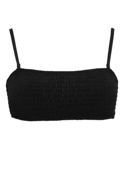 بكيني توب قصة عادية