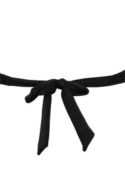 بكيني توب قصة عادية