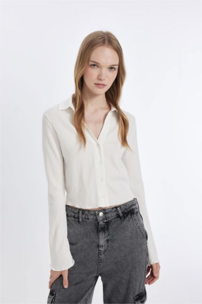Fitted Basic Buttoned Long Sleeve Crop White Shirt