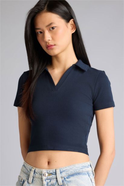 Футболка кашкорсе Fitted в рубчик с воротником поло и коротким рукавом