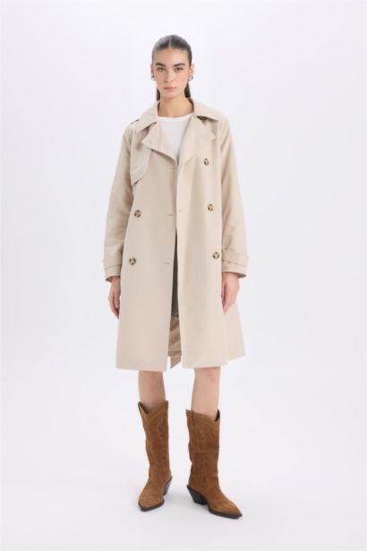 Водоотталкивающий тренчког с поясом и карманами