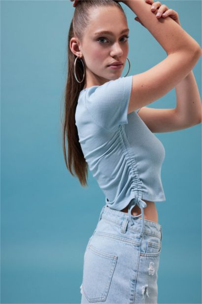 تيشيرت نص ردن مطبوع بياخة مستديرة