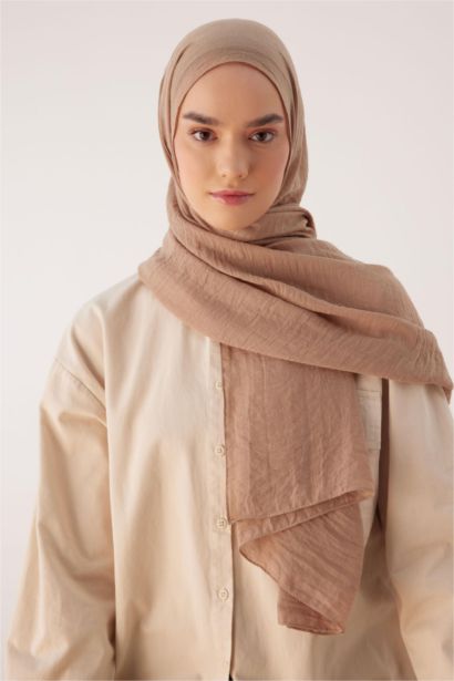 Woman Woven Hijab Shawl