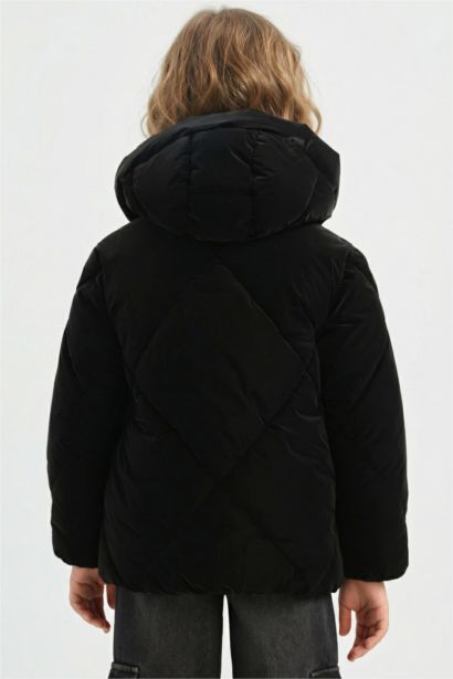 Girl Hooded Zippered Quilted Jacket