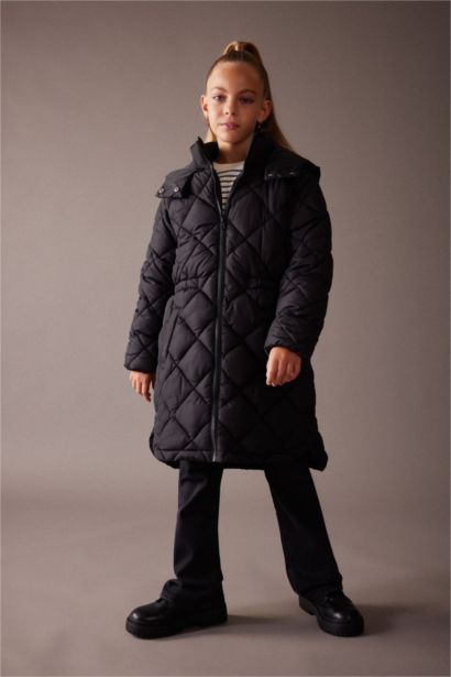 Парка с капюшоном для девочек