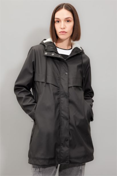 Su Geçirmez Yağmurluk - Görsel 11