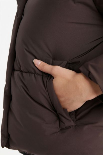 Su İtici Regular Fit Dik Yaka Reglan Kol Kışlık Şişme Mont