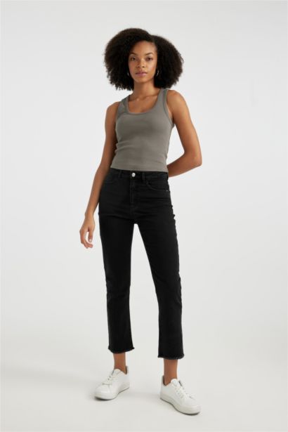 فانيلة مضلع مخصر بياقة U