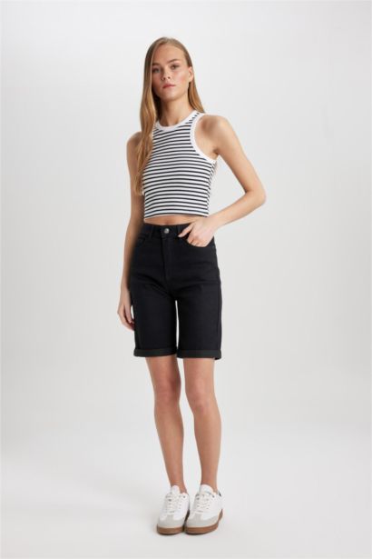 Normal Waist Fold Leg Denim Bermuda