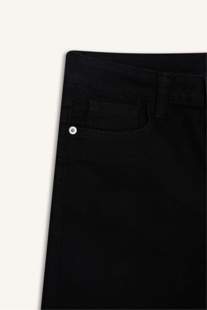 Normal Waist Folded Leg Denim Shorts