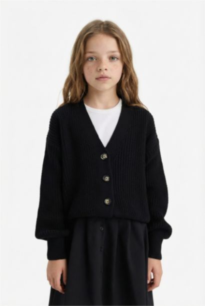 V Yaka Düğmeli Triko Hırka Kız Çocuk