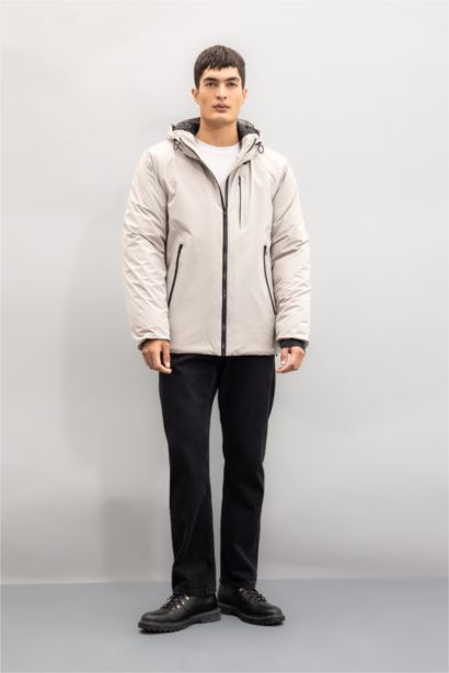 Su İtici Regular Fit Kapüşonlu Fermuarlı Cepli Mont