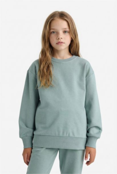 Girl Relax Fit Crew Neck Basic Sweatshirt