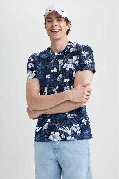 تيشيرت نص ردن سليم فيت مطبوع بياخة مستديرة