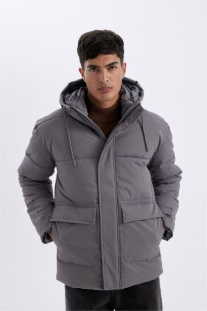 Slim Fit Dar Kesim Astarlı Kapüşonlu Fermuarlı Çift Cepli Kışlık Şişme Mont