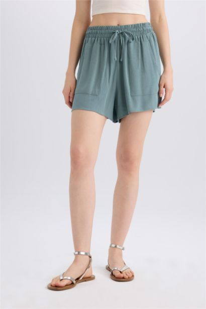 Regular Fit Regular Waist Straight Leg Crinkle Shorts