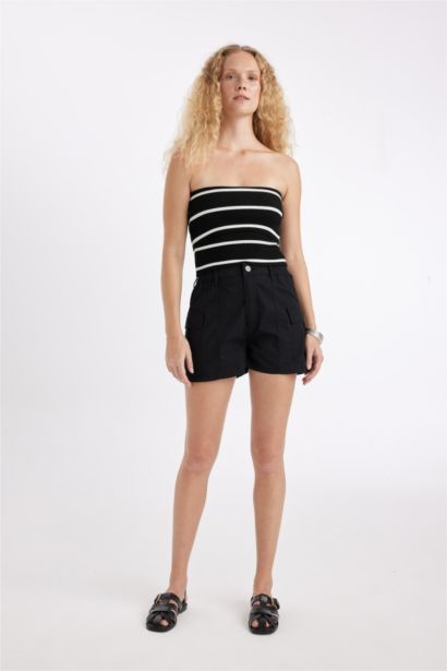 Regular Fit Poplin Normal Waist Short Leg Shorts