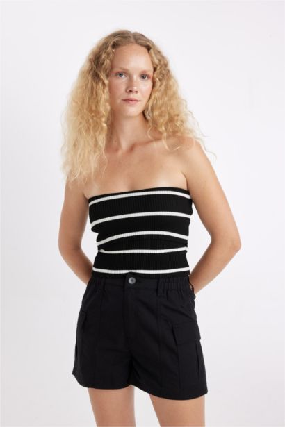 Regular Fit Poplin Normal Waist Short Leg Shorts