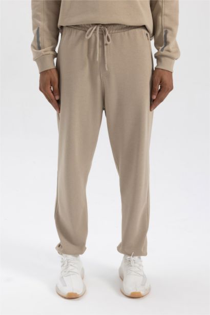 Джоггеры стандартного кроя, DeFactoFit