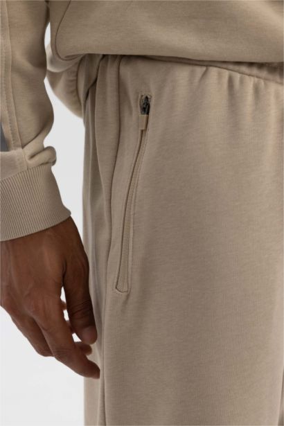 Джоггеры стандартного кроя, DeFactoFit