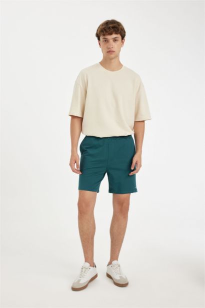 Slim Fit Super Skinny Hem Shorts