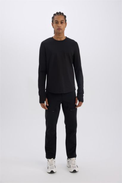 Slim Fit Dar Kesim Bisiklet Yaka Sporcu Uzun Kollu Siyah Tişört