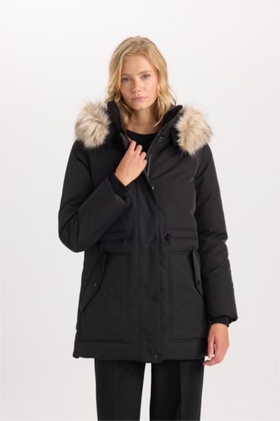 Su Geçirmez Şişme Mont Parka Oversize Geniş Kalıp Çıkarılabilir Suni Kürk Kapüşonlu Fermuarlı Çıtçıtlı Cepli