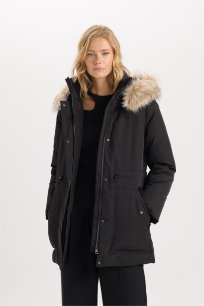 Su Geçirmez Şişme Mont Parka Oversize Geniş Kalıp Çıkarılabilir Suni Kürk Kapüşonlu Fermuarlı Çıtçıtlı Cepli