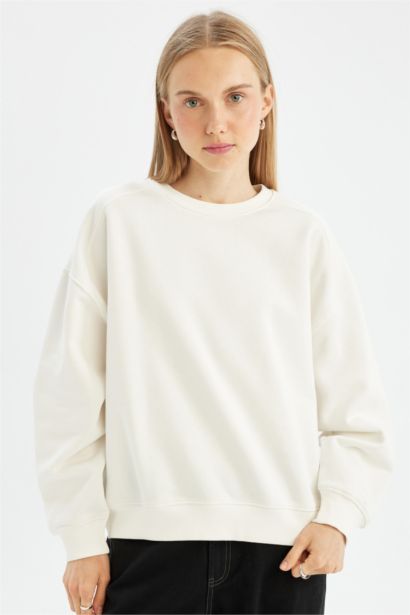 Oversize Crew Neck Thick Basic Sweatshirt