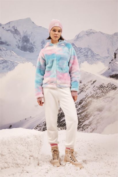 стандарт пішім бас киімді Свитер