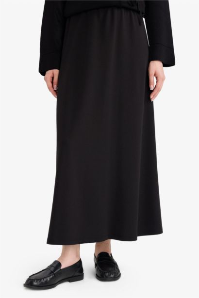 تنورة كريب قصة A