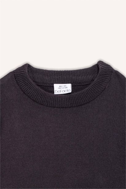 بلوفر اولادي تريكو قصة عادية برقبة مستديرة