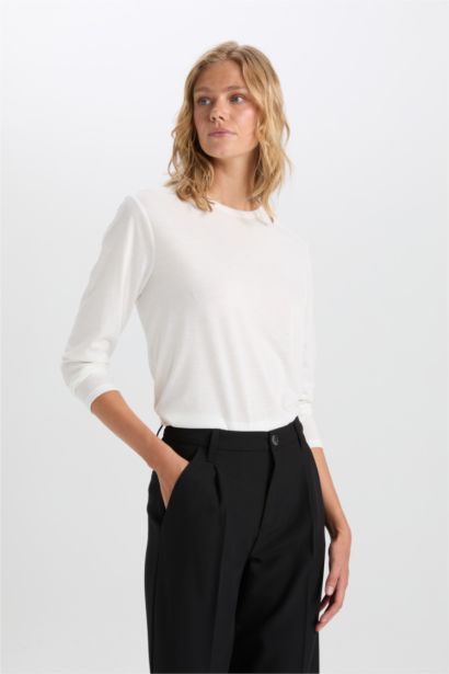 تيشيرت كم طويل مخطط قصة عادية برقبة مستديرة