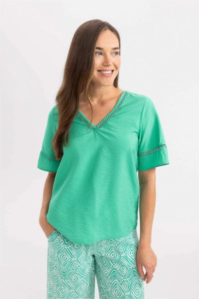 Regular Fit V-Neck Short Sleeve Blouse