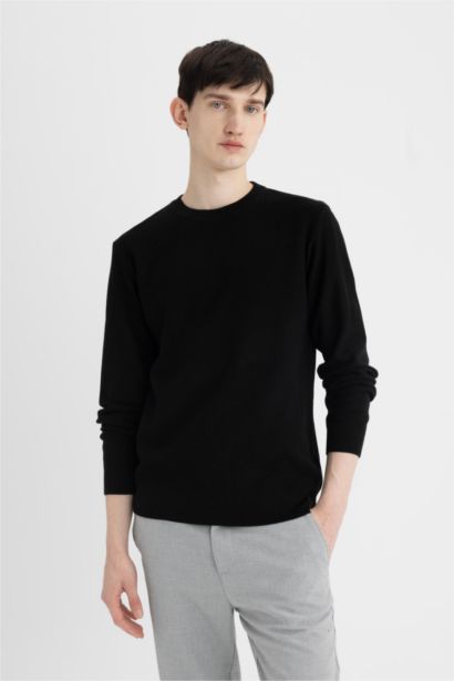 Black Standard Fit Cotton Crew Neck Knitted Pullover