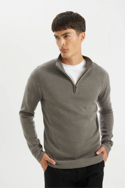 Standart Fit Normal Kesim Dik Yaka Yarım Fermuarlı Basic Düz Triko Kazak