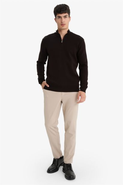 Standard Fit Half Zippered Basic Knit Pullover