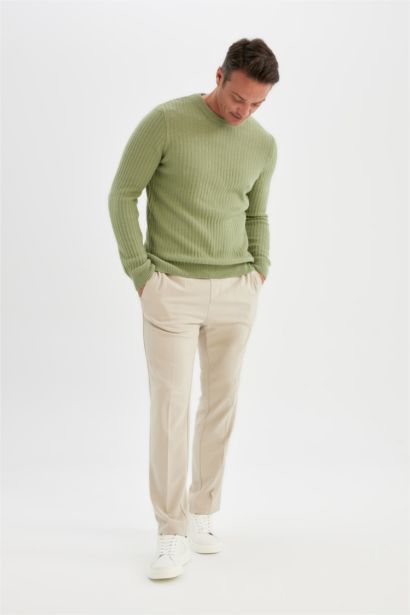 Standard Fit Crew Neck Knitwear Pullover