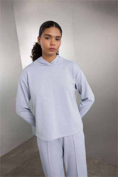 Standart Fit Kapüşonlu Skuba Dalgıç Kumaş Sporcu Basic Düz Sweatshirt