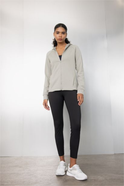 سويت شيرت بسوستة رياضي قماش سكوبا قصة عادية من DeFactoFit