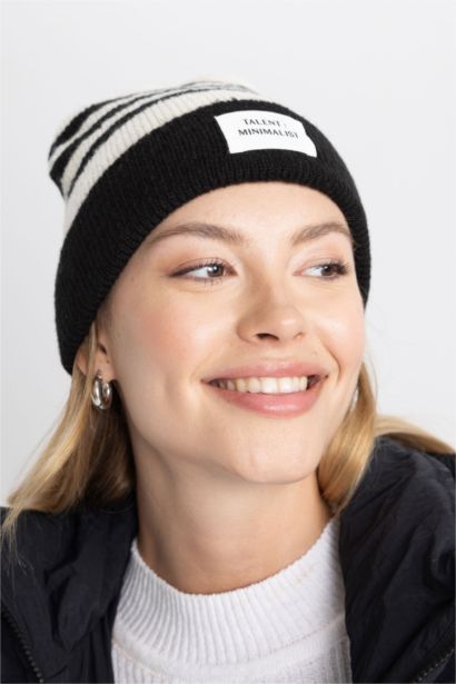 Шапка для женщин