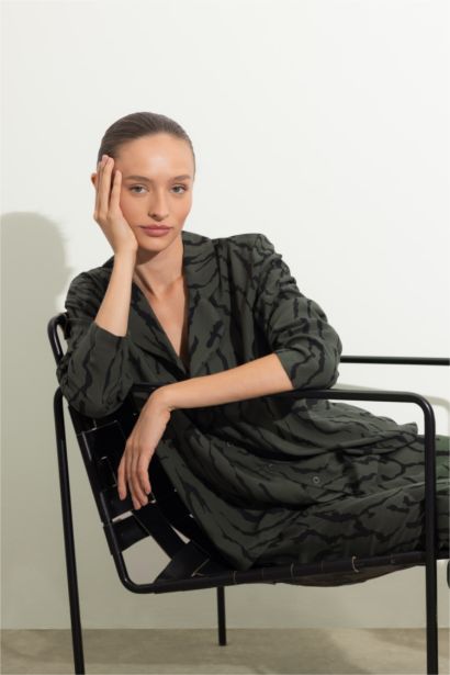 بلوزة بيجاما قصة عادية من Fall In Love