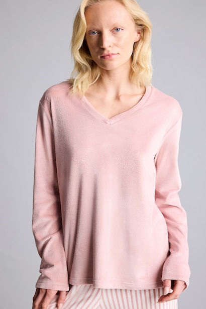 Uzun Kollu Velur Pijama Takımı