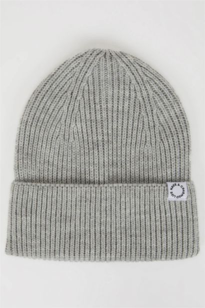 Kadın Dokuma Etiketli Triko Bere