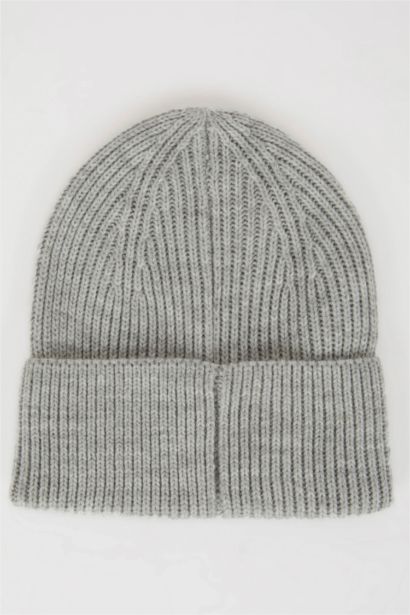 Kadın Dokuma Etiketli Triko Bere