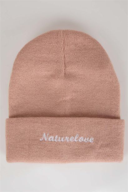 Шапка для женщин