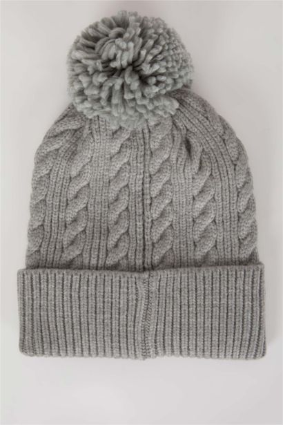 Kadın Ponponlu Triko Bere