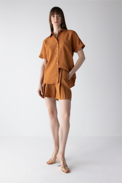 قميص نص كم وقصة عادية