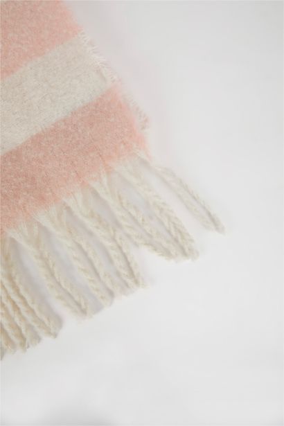 سكارف نسائي مخطط