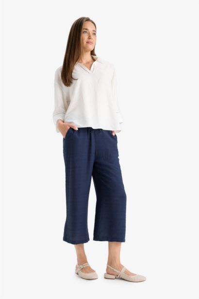 Straight Leg Capri Pants
